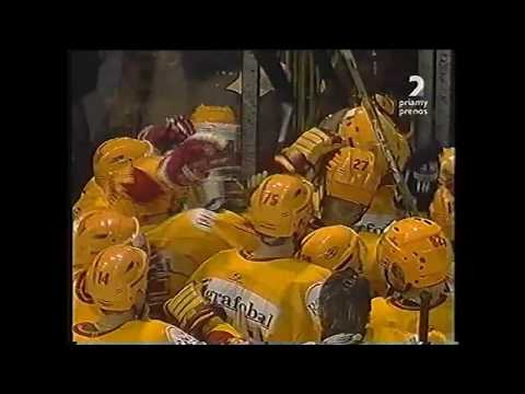 Dukla Trenčín - Slovan Bratislava 5:4pp, 26.3.2005, Semifinále, Gól Jána Pardavého v predľžení