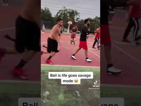 SAVAGE SQUAD GETS INTO A FIGHT AT BASKETBALL COURT! *CARLOS GETS HIT* (NICK BRIZ )