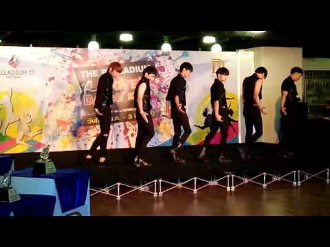 Six blood cover BEAST/B2ST Soom/Fiction