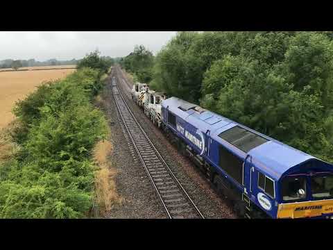 This train wasn’t on real time trains but I caught it anyway Class 66727 hauling breakdown cranes