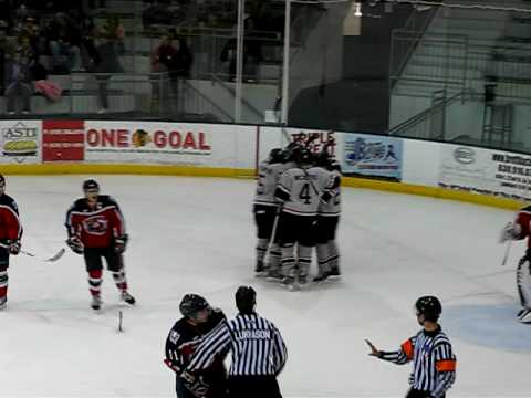 Moore scores on the powerplay