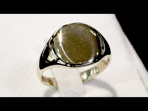 9 ct Yellow Gold Signet Ring - Vintage 1954 - A6538