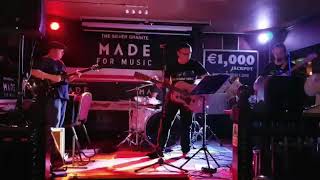 Johnny B Goode Chuck Berry (cover by The Score(