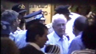 Yitzhak Rabin elections rally 1992 יצחק רבין מבקר בפתח תקווה לפני בחירות