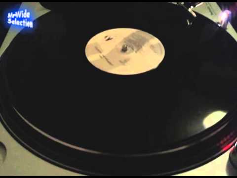 Gyrl "get your groove on" (Hooked Up Extended Vocal Feat Romeo And L.C.) 1997 - PROMO