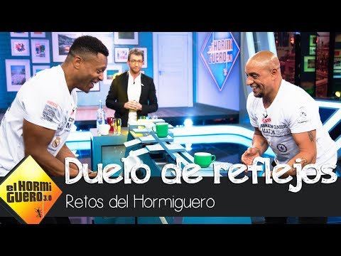 Duelo de reflejos entre Roberto Carlos y Júlio Baptista - El Hormiguero 3.0