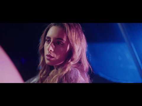 Big Daddy Karsten - Sitter i saksa (offisiell video)