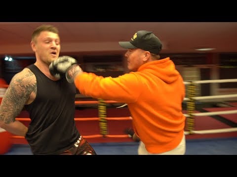 MICHAEL SMOLIK kassiert von LEON MACHERE & Umgekehrt