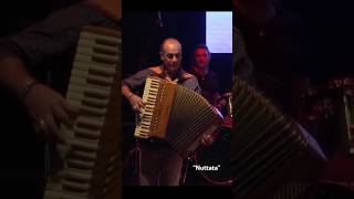 “Nuttata” #musicapopolaresiciliana #musica #bugari #musicapopolare #carmelotrimarchi