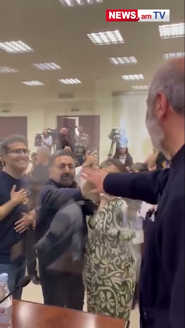 Արսեն Գրիգորյանը՝ Մրոն է եկել դատական նիստին՝ Սրբազանին սատարելու