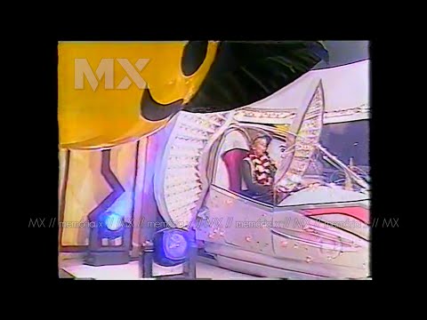 Beijos pras fotos, marquinha e subida na nave - Xuxa Park 07/08/1999
