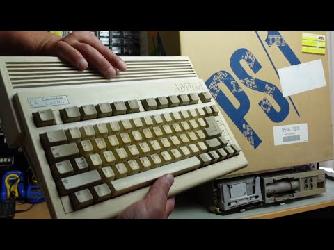 Commodore Amiga 600HD + IBM PS/1 + Digital PDP11 and more.