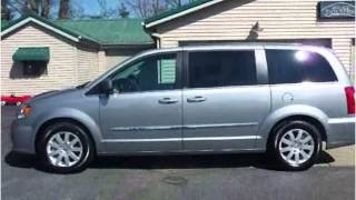 preview picture of video '2014 Chrysler Town & Country Used Cars Springfield IL'