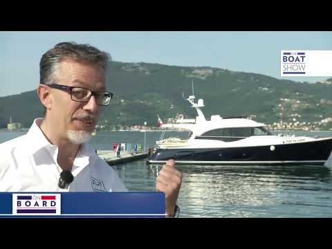 [ENG]  MOCHI DOLPHIN 64 CRUISER - Review - The Boat Show