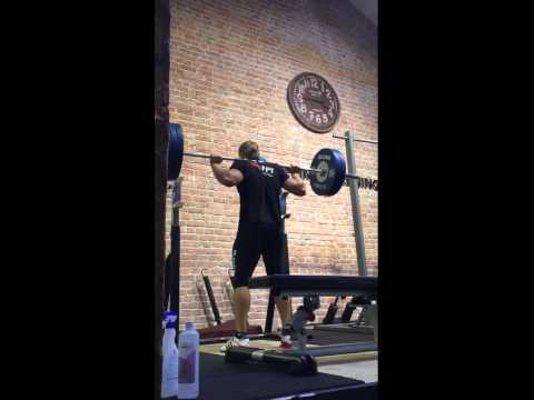 20 reps breathing squat