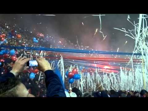 "Impresionante recibimiento - San Lorenzo vs Nacional P - Final" Barra: La Gloriosa Butteler &bull; Club: San Lorenzo