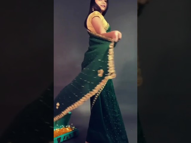 ساري جاهز  لف مع بطانه، مقاس M