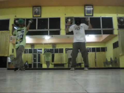 Karebounce feat Crazy 'EF