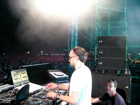 Dj Optick Live @ Liberty Parade 2010 Romania 3/5