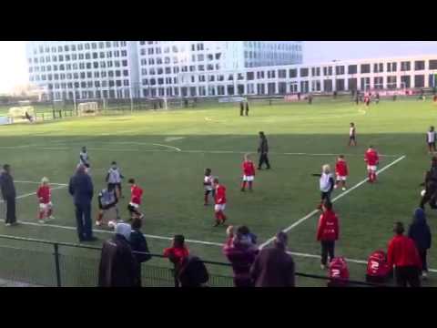 FC AMSTERDAM F1 met 22-0 gewonen