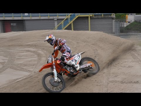 Davy Pootjes test MXGP circuit Assen + reacties met Pootjes en de baanbouwer