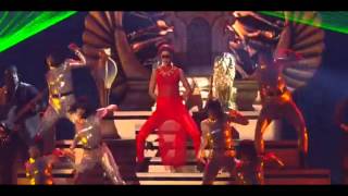 Rihanna Live Cockiness (Love It) - (iHeartRadio &amp; VMA)