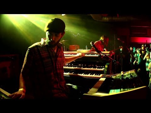 Dopapod: Onionhead [4-Cam/HD] 2013-03-15 - Providence, RI