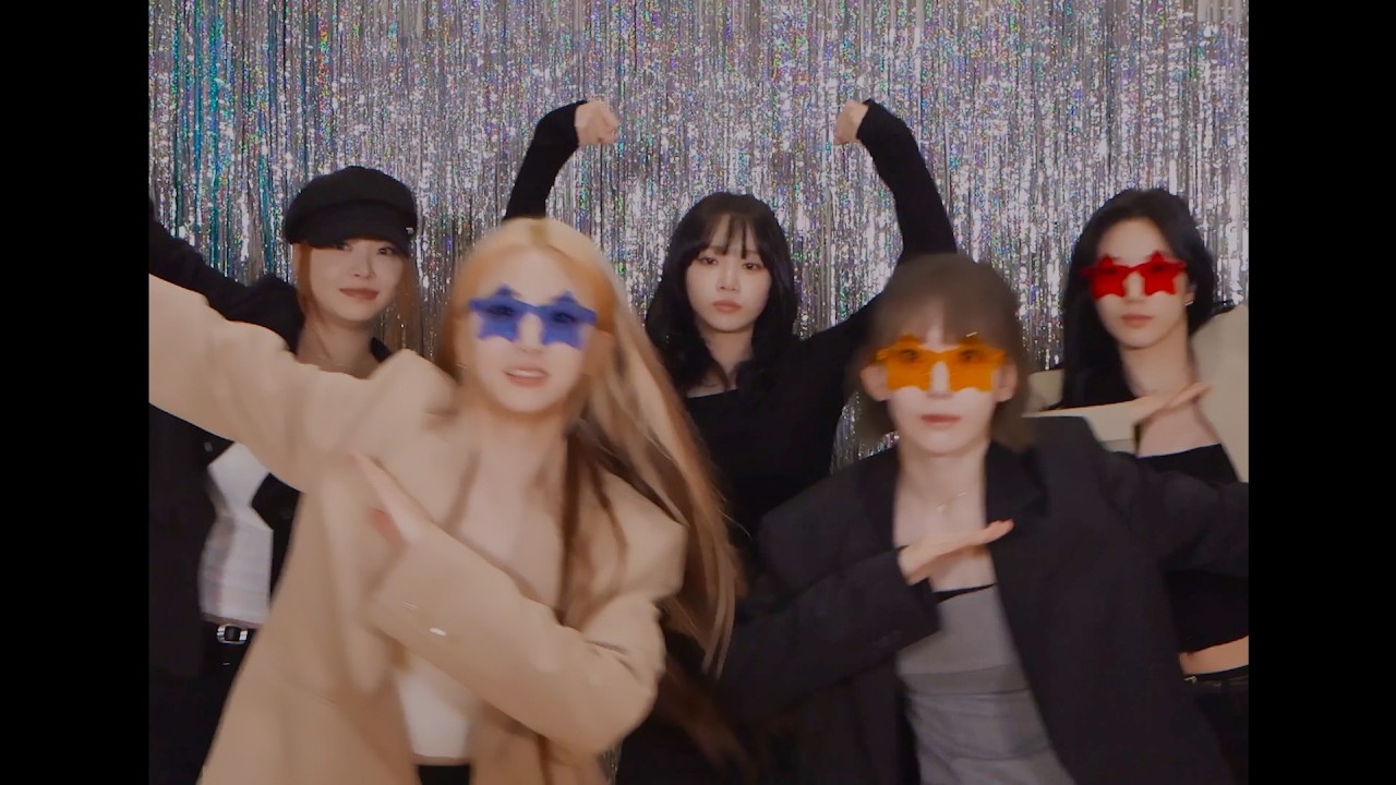 축하사절단의 등장이라...