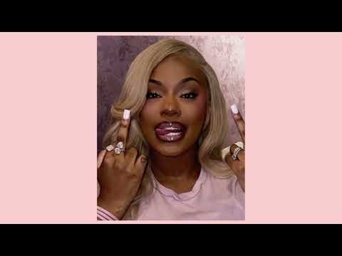 Latto x Monaleo Type Beat - 'FAR' | Female Rap Beats 2025