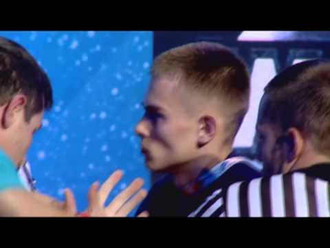 Junior 65kg man left hand semi final - Worlds 2013