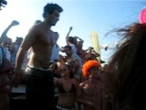 papeete 15/08/2009 happy hour..ahh pppperò i ballerini!