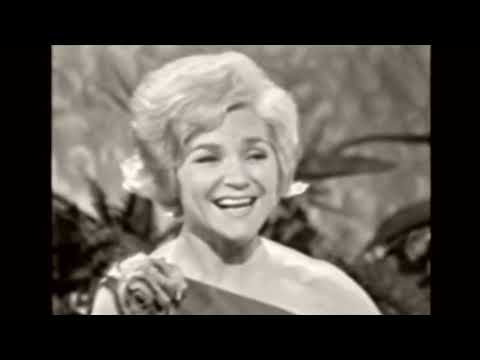 1961 Norway: Nora Brockstedt - Sommer i Palma (7th place @ Eurovision Song Contest in Cannes/France)
