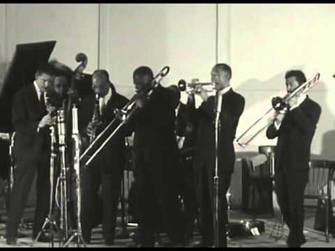 8 I´ve Found A New Baby  by Wilbur DeParis And His "New" New Orleans Jazz.