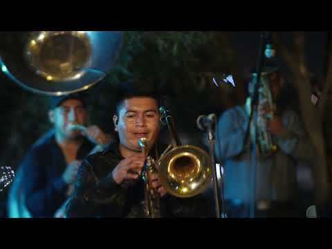 La Rubia y La Morena/Amigos Tuve Una Novia/Alta y Delgadita-Banda Coloso Ft Los Dinámicos del Norte