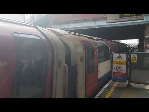 Central line 1992 Stock Departing Arriving At Leyton