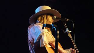 Margo Price - Loner (10.16.2018)