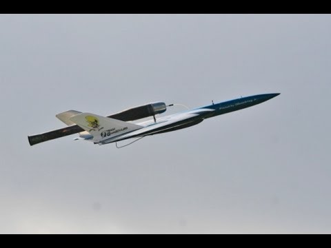 ① AMAZING 250 MPH RC PULSE JETS AT WESTON PARK RC MODEL AIRCRAFT SHOW - 2014