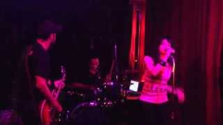 The Thick Bones - Get In - Live at Black Horse Mexico 20-03-2014