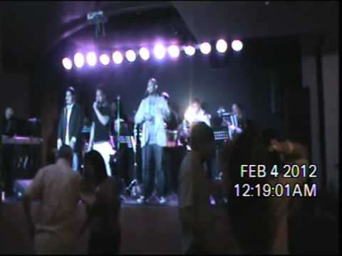 MEDLEY SALSA ROMANTICA-JULITO ALVARADO Y DEL SUR AL NORTE-@ LATIN ROOTS OLD SJ,PR.