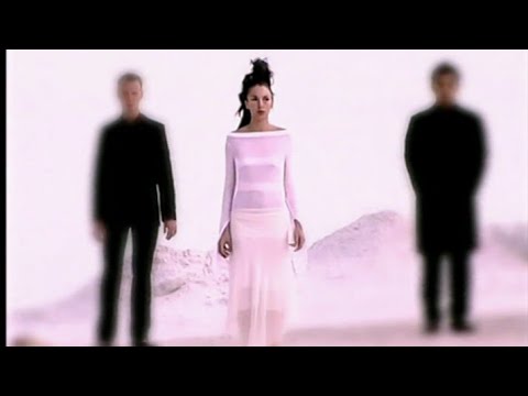 Dreamcatcher (ft. Emma Finch-Turner) - I Don't Wanna Lose My Way (2001 Music Video)