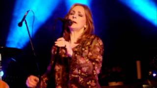 Moya Brennan - Mhorag´s Na Horo Gheallaidh & Alasdair MacColla