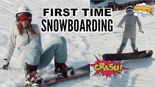 Snowboarding For The FIRST TIME | Vlog
