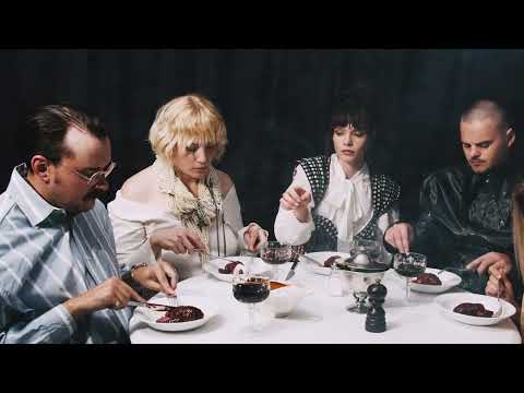 Winona Oak - Do You Hate Me Now (Official Lyric Video)