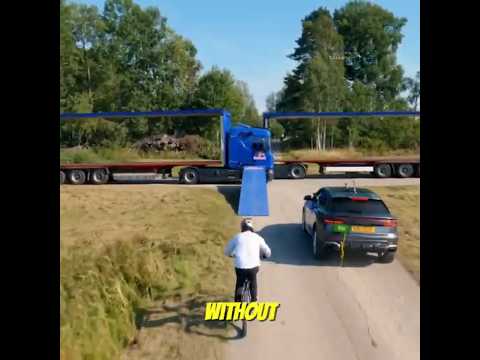 He Jumped Between Two Moving Trucks at 70 KM/H!