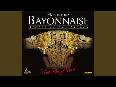 download lagu mp3 mp4 Paquito El Chocolatero Vino, download lagu Paquito El Chocolatero Vino gratis, unduh video klip Paquito El Chocolatero Vino