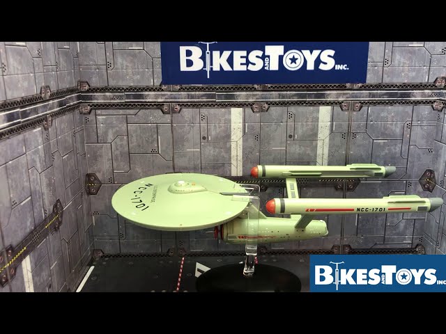 Vídeo relacionado con Star Trek: The Next Generation U.S.S. Enterprise Chart Camiseta