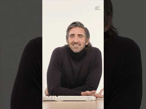 #LeePace doesn't mind looking like royalty.