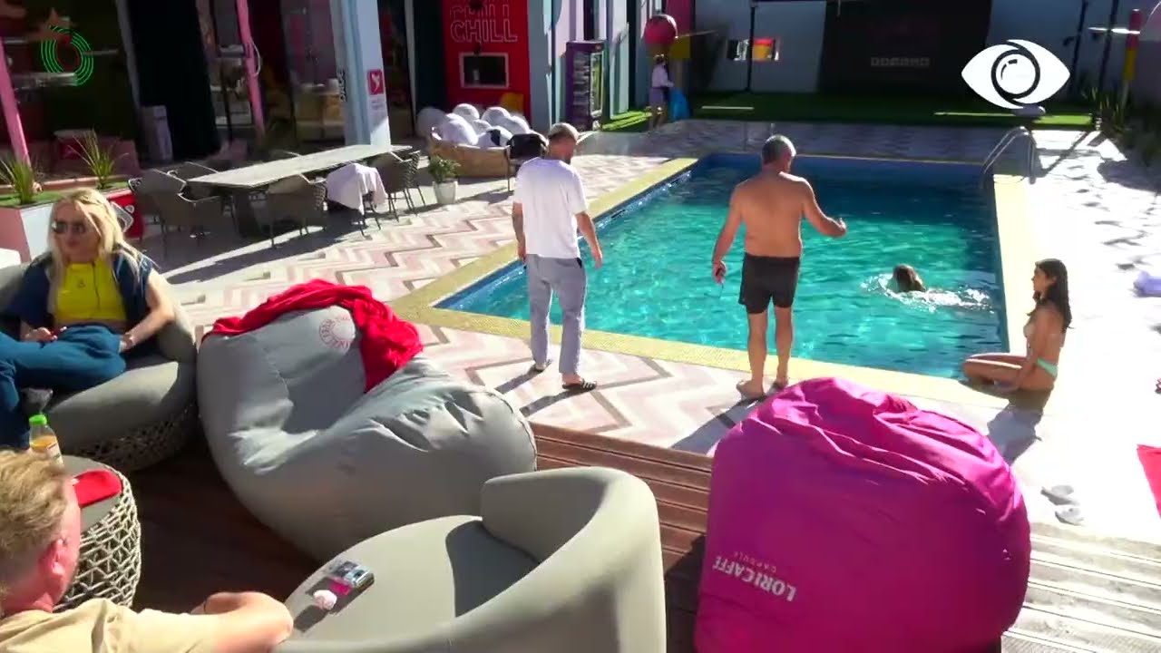 Nita dhe Jori hidhen në pishinë