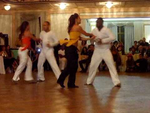 Patrick Carvalho, Adriana Lima, Rodrigo Marques e Carol Vilanova - Salsa