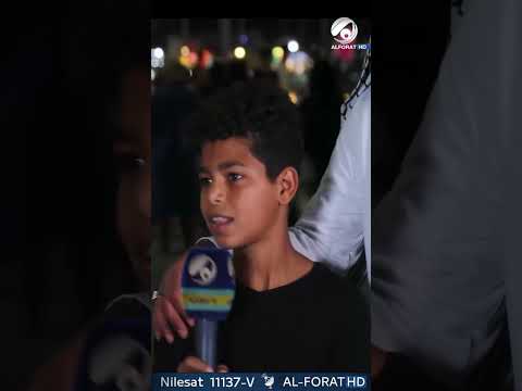 شاهد بالفيديو.. عباس يشتغل ويعين اهلة  .. رجل بهئية فتى ♥